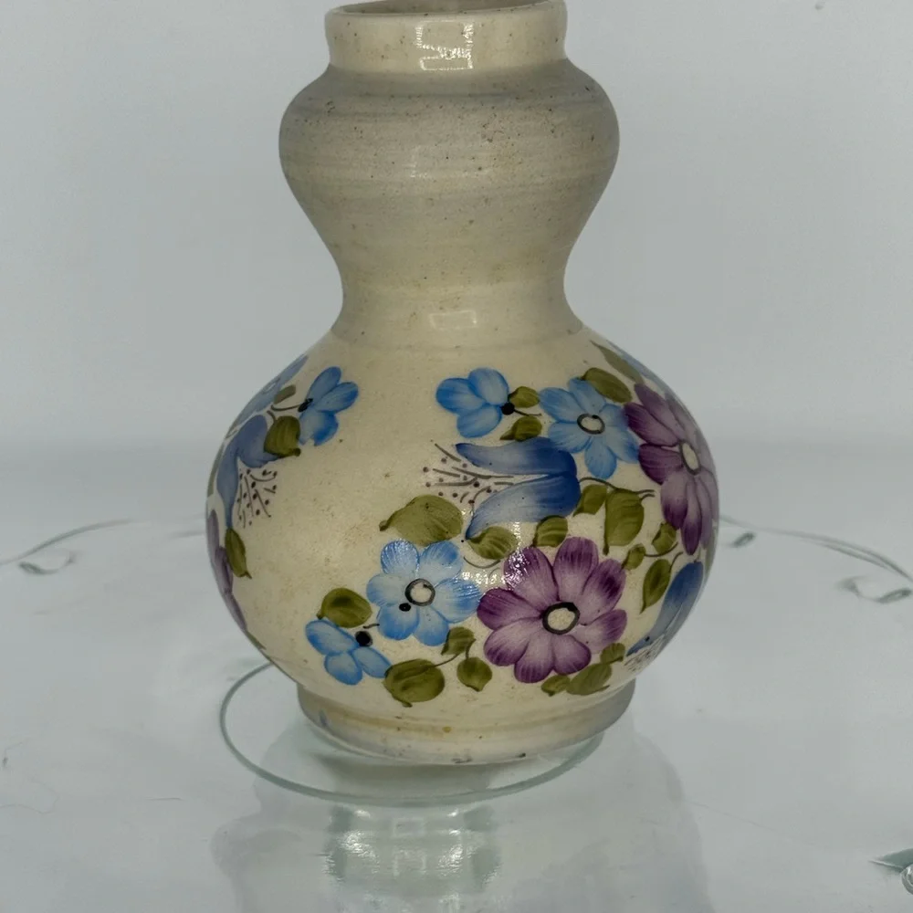 Vintage Floral Ceramic Vase with Purple and Blue Flowers - Picture 4 of 7